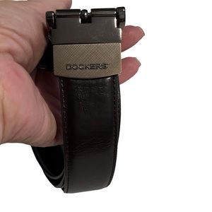 DOCKERS BROWN BELT